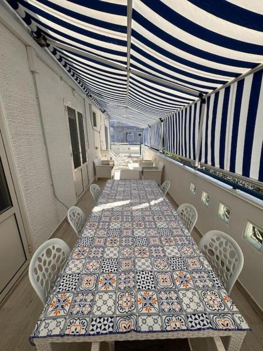 La Maison De Monique Policoro Dış mekan fotoğraf
